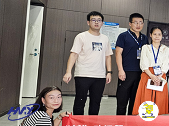 清涼一夏 建橋街道工會(huì)暖心慰問